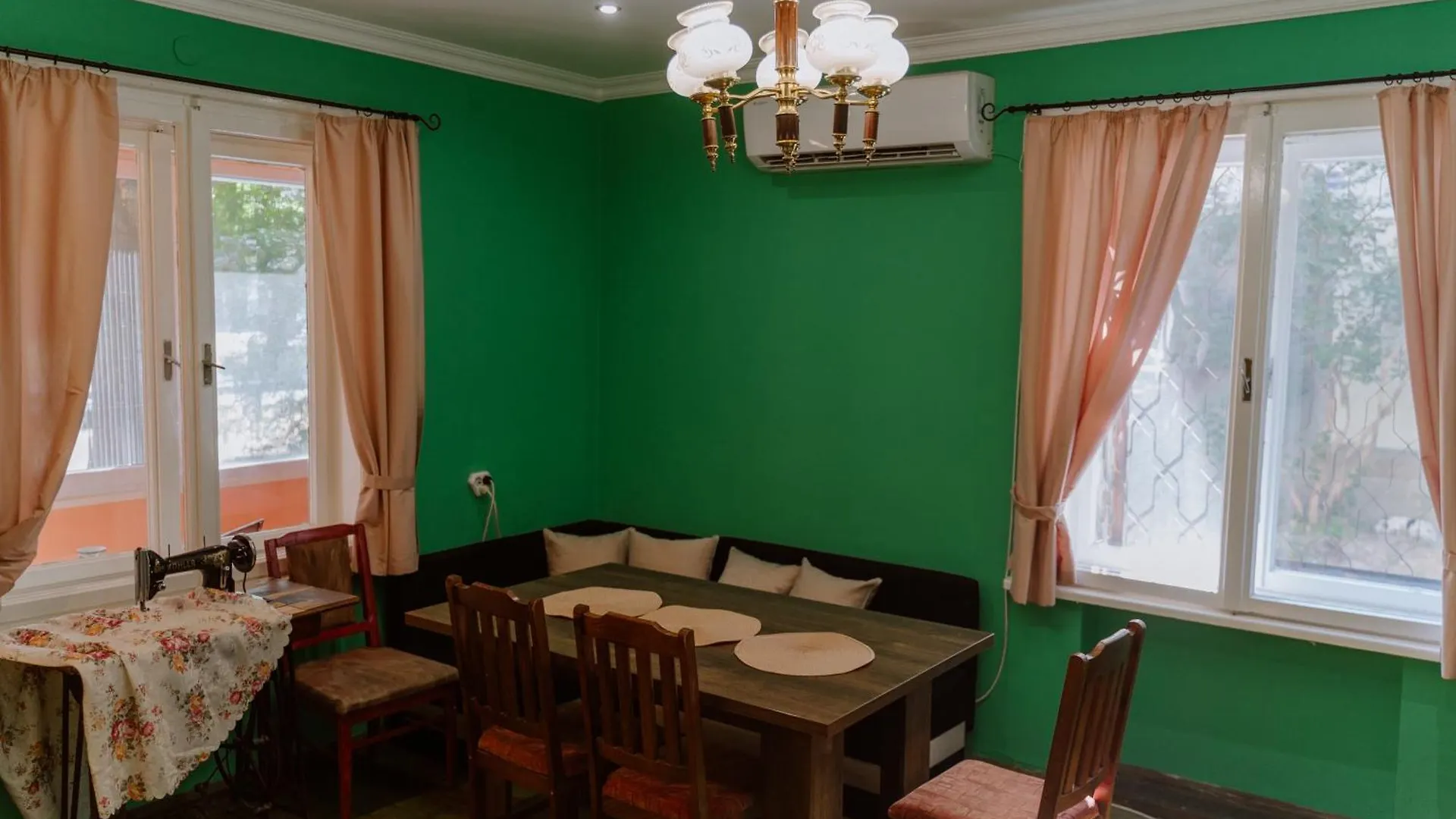 Central Apartment Cozy & Quiet Varna